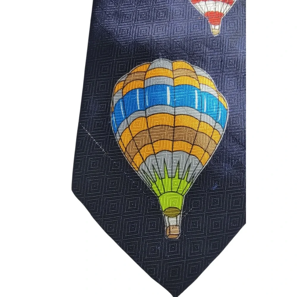 Vintage 1997 Hot Air Balloons ETMC Tie Polyester **flaw**